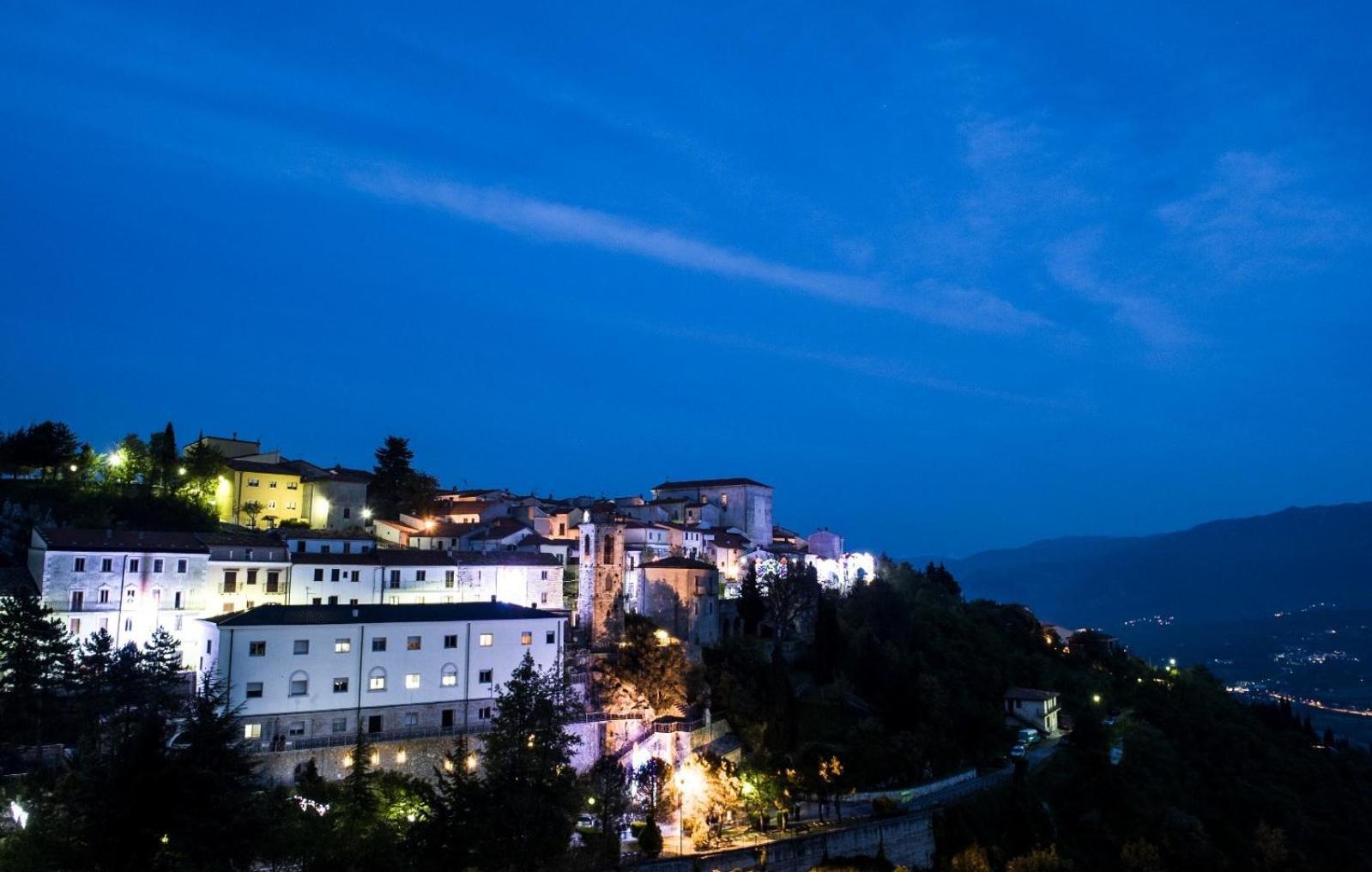 Meridiana Santa Maria del Molise Luaran gambar