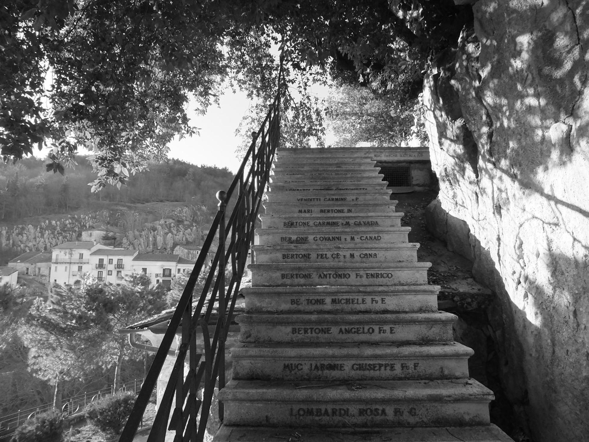 Meridiana Santa Maria del Molise Luaran gambar